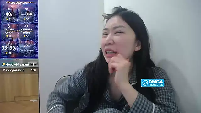 Asiagirll: онлайн-секс-чат