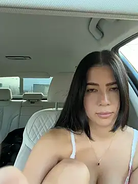 ClaireBree: онлайн-секс-чат