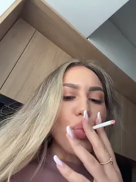 alisa_w Adlı Modelin Canlı XXX Sohbeti