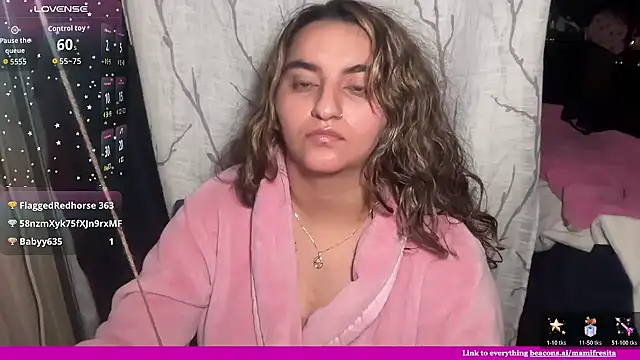 mamifresita élő XXX-chatje