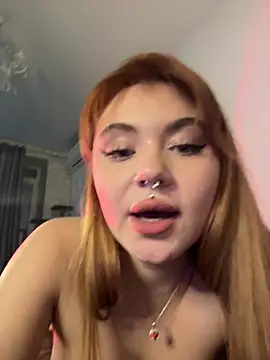 LunaMillieのライブXXXチャット