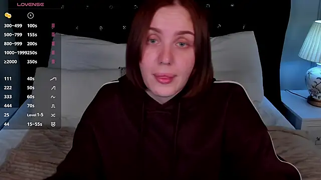 LianaFord live XXX chat