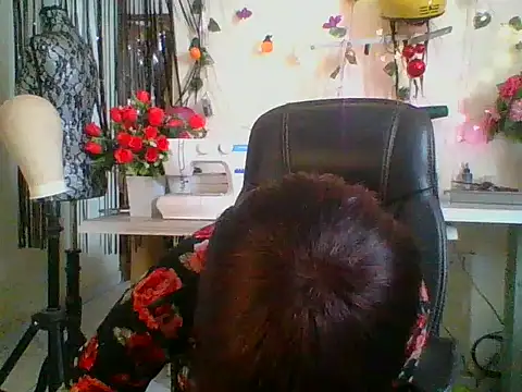 Anaconda2350 live XXX chat