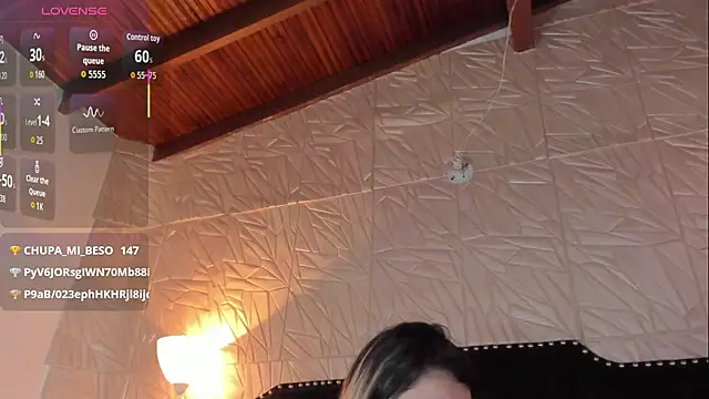 Živý XXX chat JennyRouse01