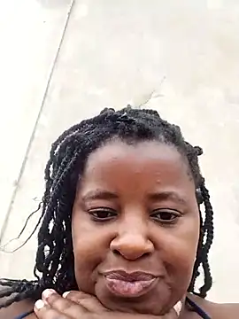 Show modela HotBootyBabe90 na web-kameri