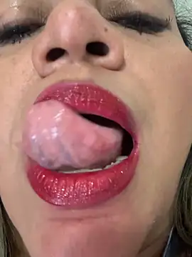 violetpolo's Live XXX Chat