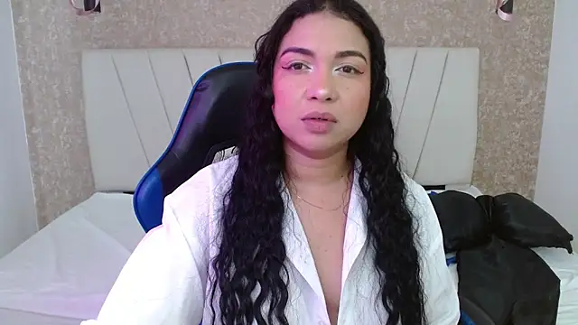 XXX chat uživo modela AliceSmity_