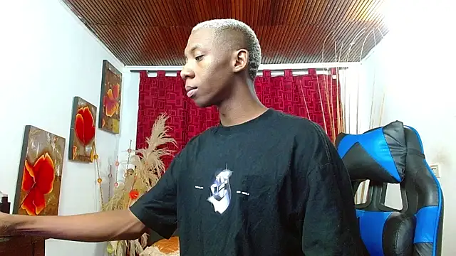 Chat +18 de Miilo18 ao vivo