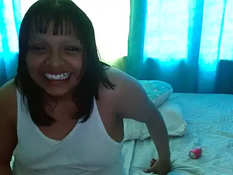 Show modela Carol_lil1 na web-kameri