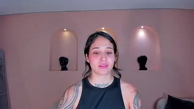 XXX chat uživo modela VenusClaire_