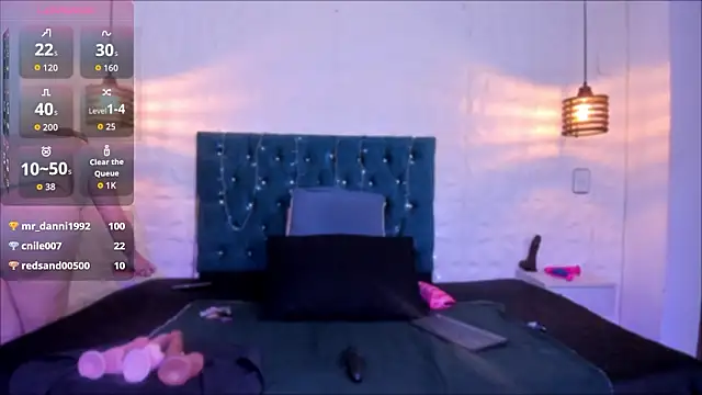 XXX chat uživo modela samantha_foxyy