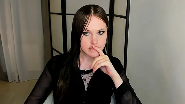 دردشة EffieMinki الجنسية المباشرة