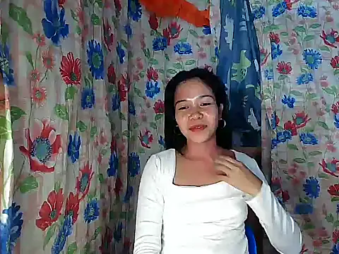 XXX chat uživo modela PinaySkinnyGirl