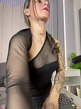 XXX chat uživo modela JuliaColemann