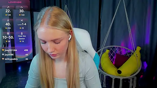 TessaGrays élő XXX-chatje