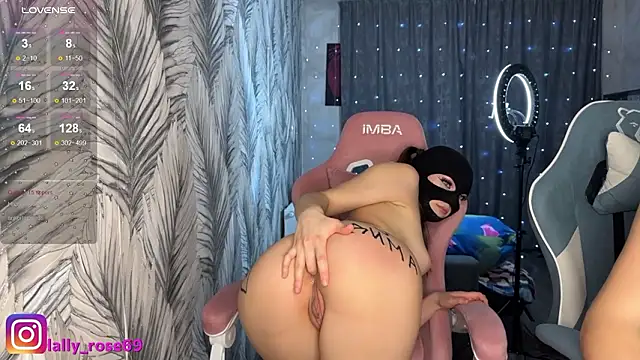 LallyRose69 Adlı Modelin Canlı XXX Sohbeti