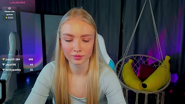 Chat XXX en directo de TessaGrays