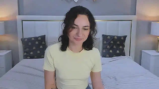 Chatroom XXX en direct de RIANA_SI