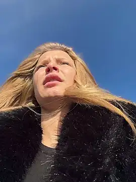 Chat +18 de AnastasiaAniess ao vivo