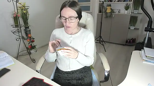 Show modela Vika73 na web-kameri