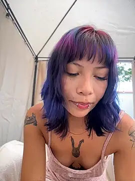 Namii_cute Chat XXX in diretta