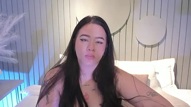 XXX chat uživo modela LadyNox