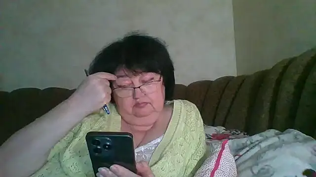 Show modela MilaSky5303 na web-kameri