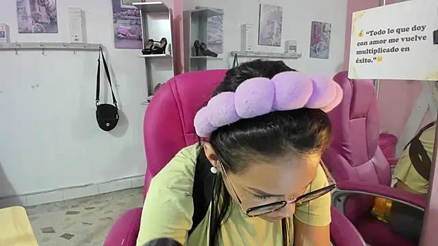 Chat XXX ao vivo de CAMILA--REY