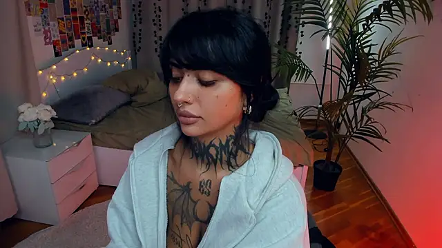 CharimgSabrinan Webbikameraesitys