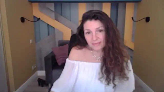 Chat XXX en directo de EllaLong