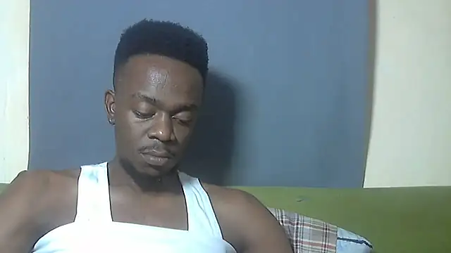 69_SINNSのライブXXXチャット