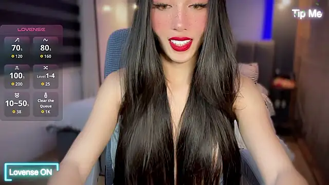 UrdreamTSgirl 网络视讯表演