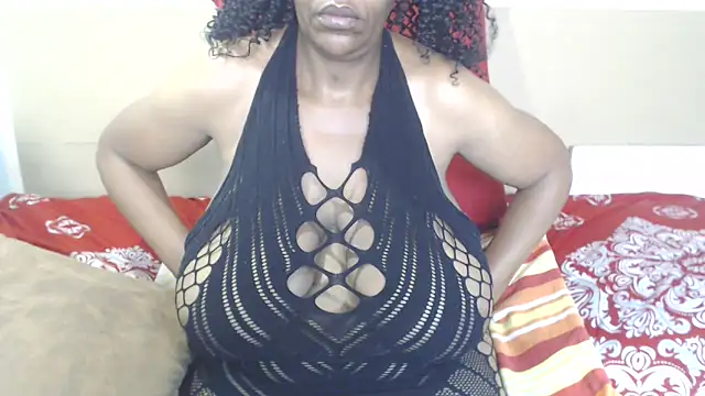 bustykelly Chat XXX in diretta