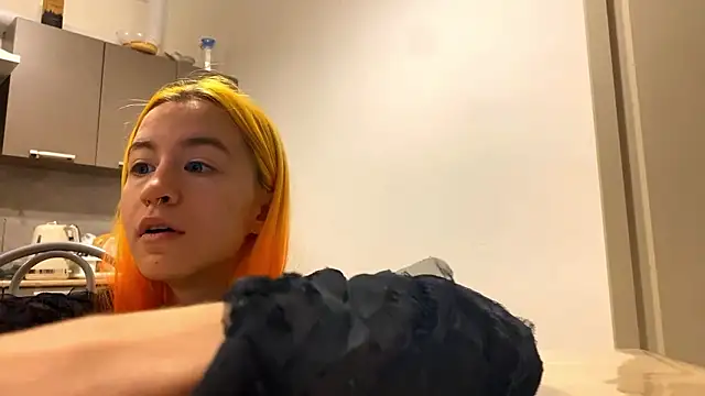 EmilyHein: онлайн-секс-чат