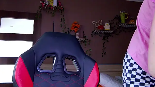 karo123421's Live XXX Chat