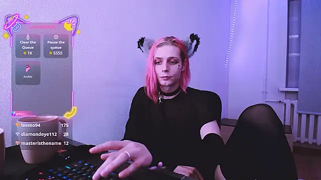 Littlepinkcat: απευθείας συνομιλία ΧΧΧ