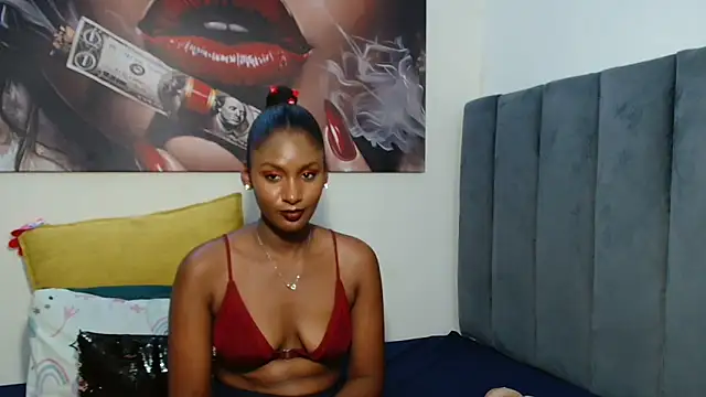 Moreish-06: διαδικτυακό σόου στην κάμερα