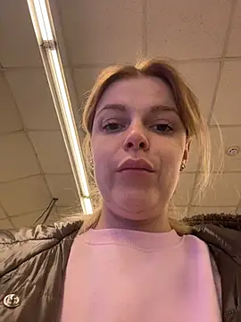 Chat XXX ao vivo de HarrietDart