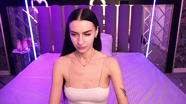 Snow_WhiteeeX: онлайн-секс-чат