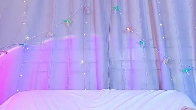 adara_johnson__: онлайн-секс-чат