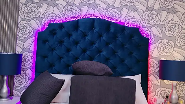 TaniaBlaze – Live XXX-chat