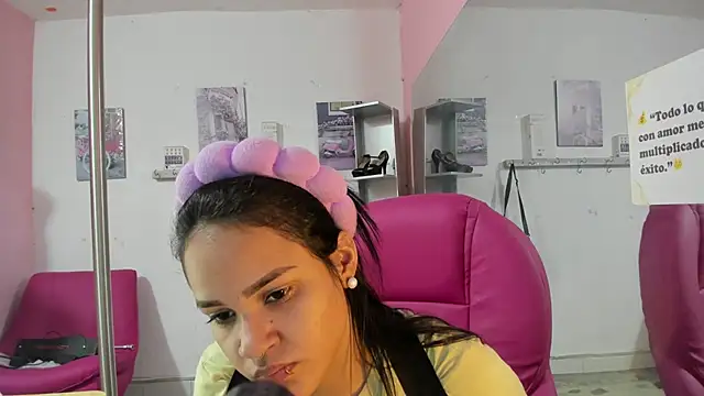 Chat XXX ao vivo de CAMILA--REY