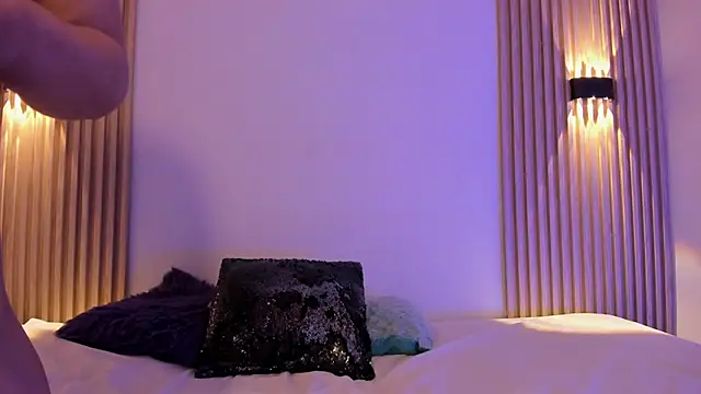 LaylaEmber élő XXX-chatje