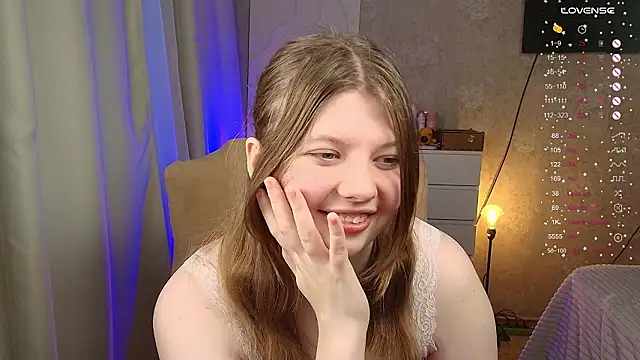 Vivian_cutie: онлайн-секс-чат