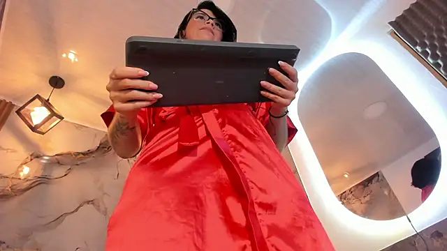 victoriacooper21 Adlı Modelin Canlı XXX Sohbeti