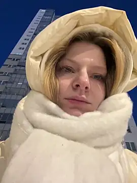 MaryHiggins Adlı Modelin Canlı XXX Sohbeti