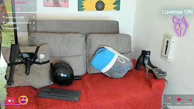 julianne_stoone's Live XXX Chat