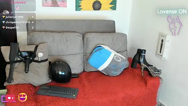 Živý XXX chat julianne_stoone