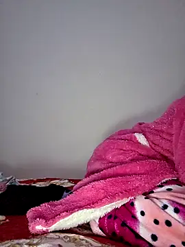 XXX chat uživo modela altinya