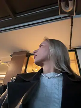 XXX chat uživo modela VikaBunny1